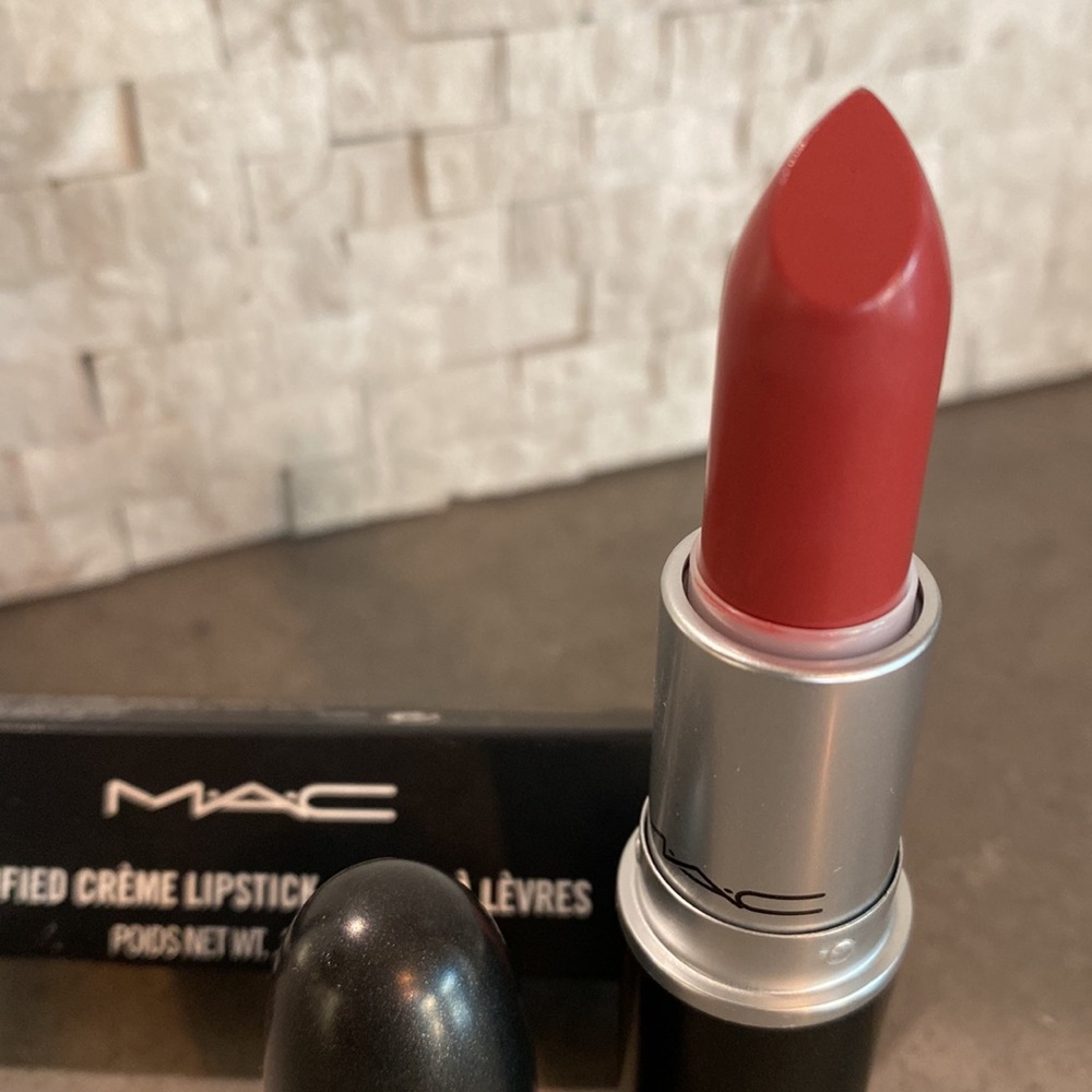Mac Cosmetics Brick-O-La Amplified Creme Lipstick MAC